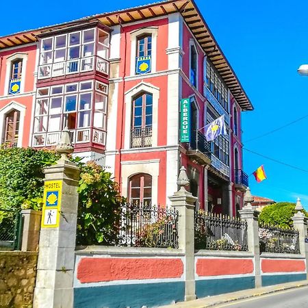 Albergue La Casona Del Peregrino リャネス エクステリア 写真