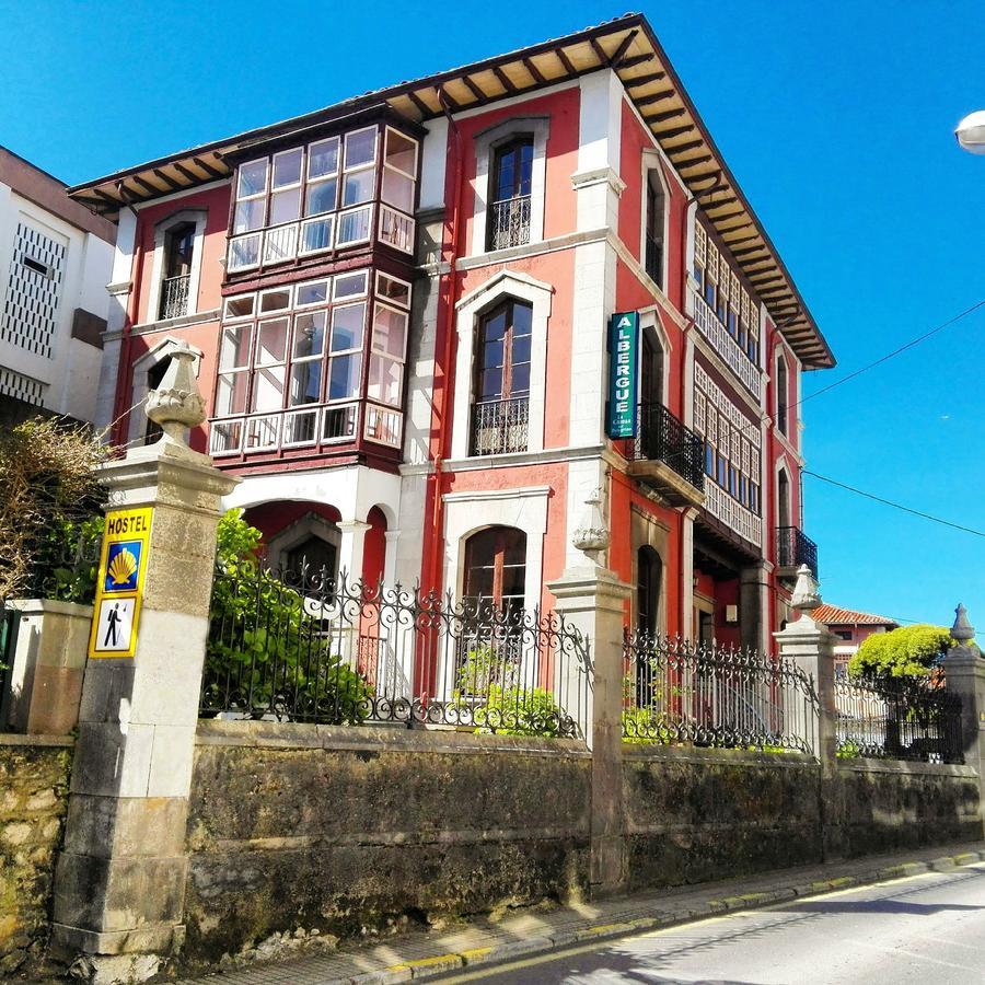 Albergue La Casona Del Peregrino リャネス エクステリア 写真