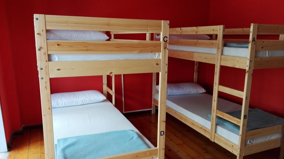 Albergue La Casona Del Peregrino リャネス エクステリア 写真